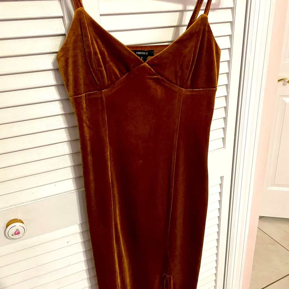 Forever 21 velvet dress